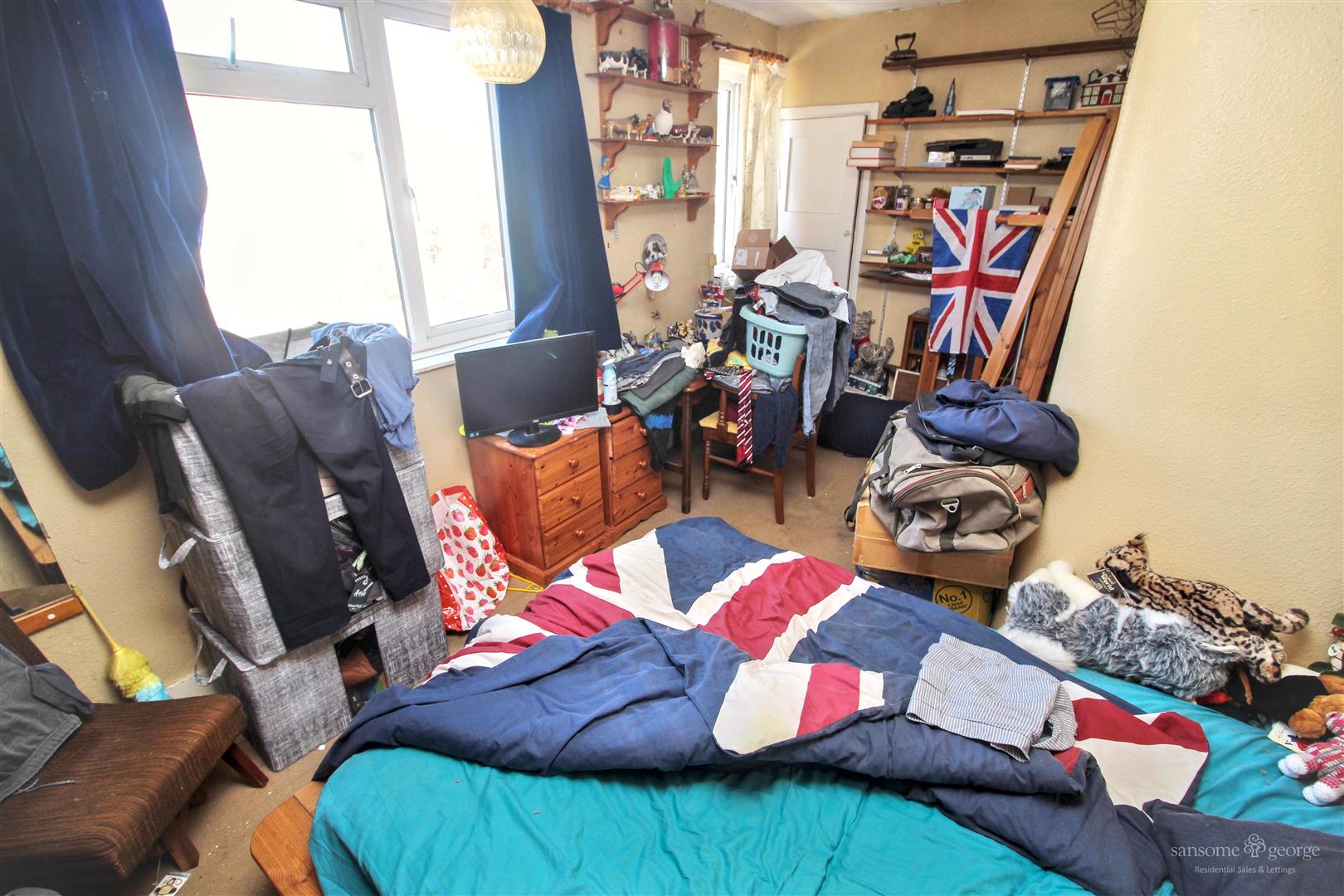 Thicket Road, Tilehurst, Reading